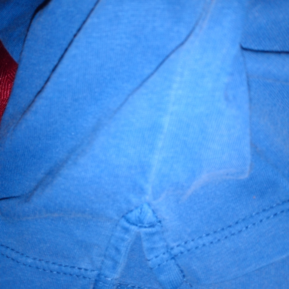 Two shirts. - Picture 7 of 9